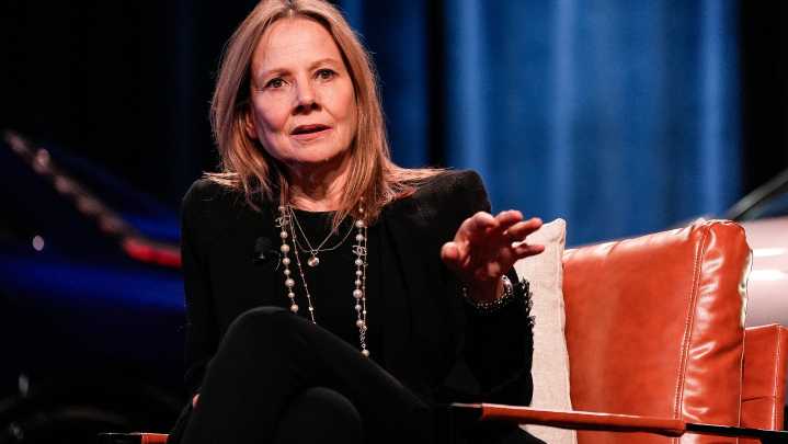 GM CEO Mary Barra sells 40% of personal stock in company