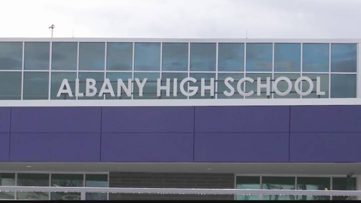 Albany High School hosting free cosmetology clinic for seniors