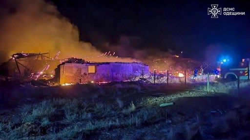 Russia launches a large-scale attack on Ukraine, killing 3 and wounding dozens