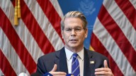 Scott Bessent asegura que EEUU está dispuesto a "tomar medidas fuertes" contra Rusia
