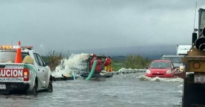 Caos vial en Edomex: autopista Lerma–Tenango inunda por desbordamiento; conoce vias alternas