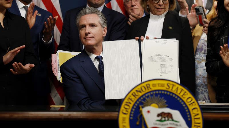 Republicanos de California prometen luchar contra el plan de Newsom para redistribuir los distritos electorales