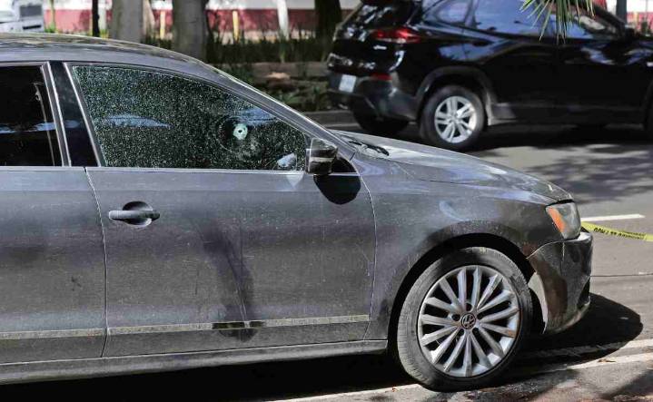 Detienen a hombre que baleó a pareja