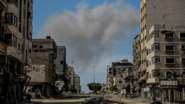 Israel ordenó una evacuación completa de la ciudad de Gaza de forma urgente