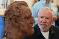 Ray Winstone says live sculpting event for veterans’ charity was a ‘no