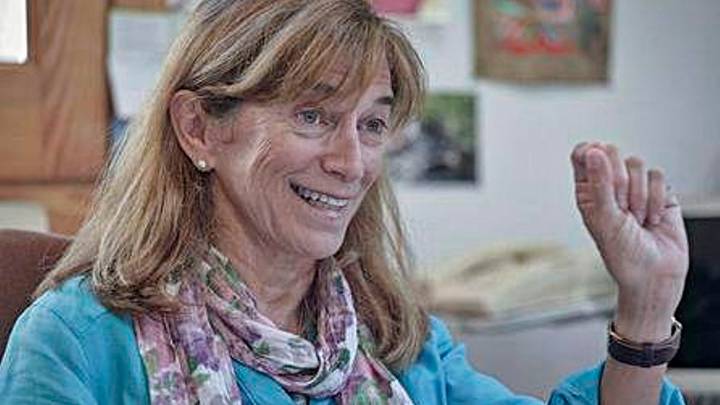 La investigadora del Imedea, Anna Traveset, recibe el Premio Nacional de Investigación 'Alejandro Malaspina' por sus estudios sobre biodiversidad insular