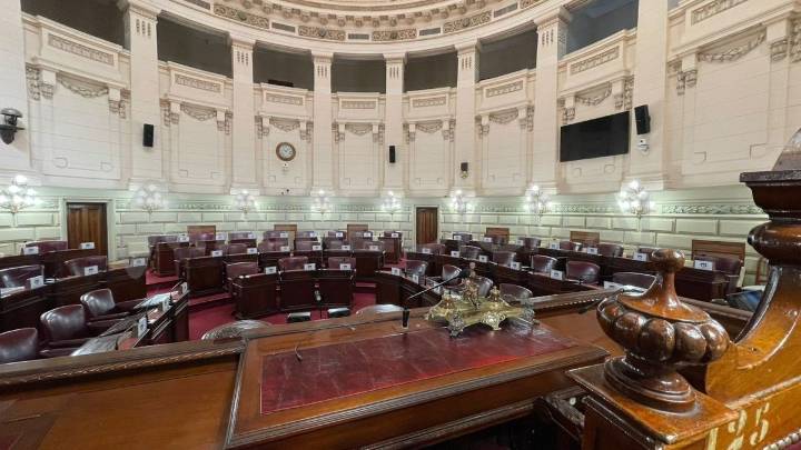 Tras la reforma constitucional, vuelve a sesionar la Legislatura con una intensa agenda