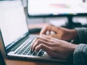 Analizaron 200 mil interacciones con la IA: estos son los empleos más vulnerables