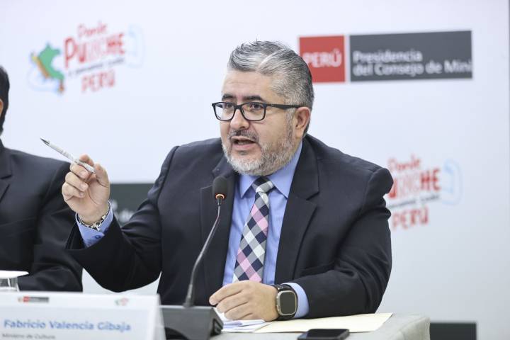 Congreso: ministro Valencia expuso avances y retos del sector ante Comisión de Cultura