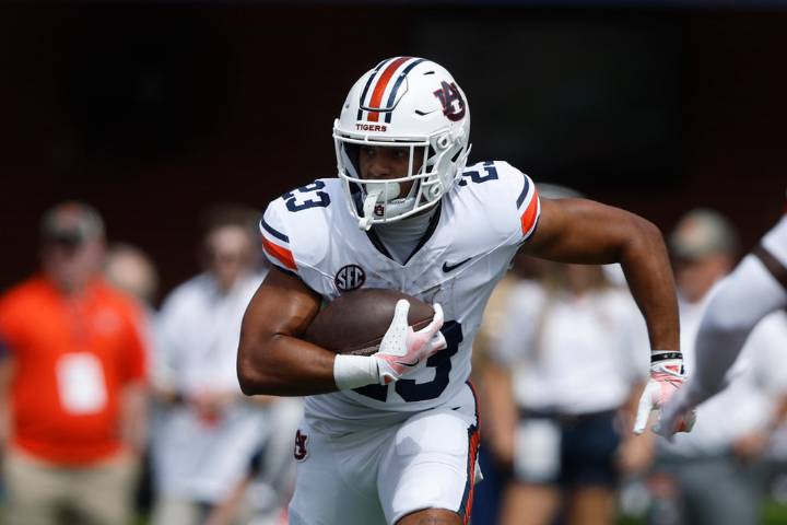 Jackson Arnold accounts for 3 TDs, No. 24 Auburn beats South Alabama 31
