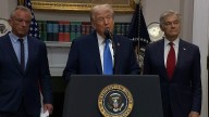 Trump vincula el paracetamol con el autismo, médicos lo critican “es negligencia médica” dice