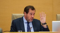 Óscar Puente avisa de que habrá dos años más de incidencias en trenes: "Me temo"