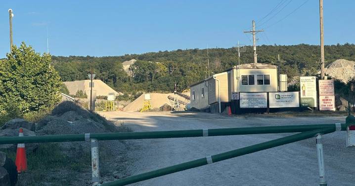 Man dead after being crushed by boulder at Westmoreland County quarry