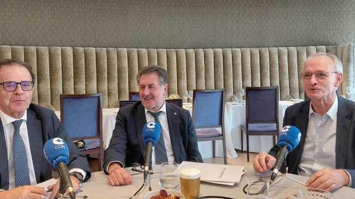 En Converses Antón Costa : “Trump es una bendición para Europa porque nos obliga a explorar un nuevo orden”