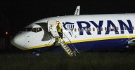 Ryanair cerrará su base en Santiago y suspenderá los vuelos a Vigo y Tenerife Norte