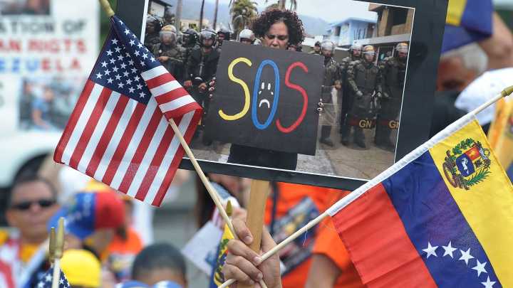 Gobierno de Trump revocará TPS a un cuarto de millón de venezolanos
