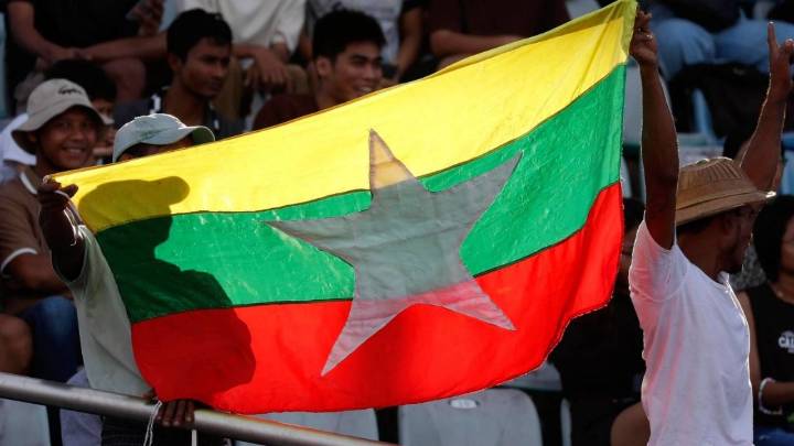 Mueren 19 estudiantes por bombardeo de ejército de Myanmar a dos secundarias