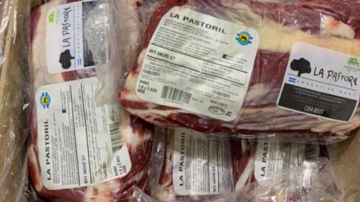 El Gobierno también eliminará las retenciones para la carne avícola y bovina