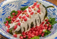 Multa de hasta 339 mil pesos por preparar chiles en nogada con este ingrediente prohibido