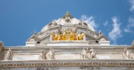Gov. Tim Walz, legislative leaders still negotiating special session terms, 1 month after Annunciation shooting