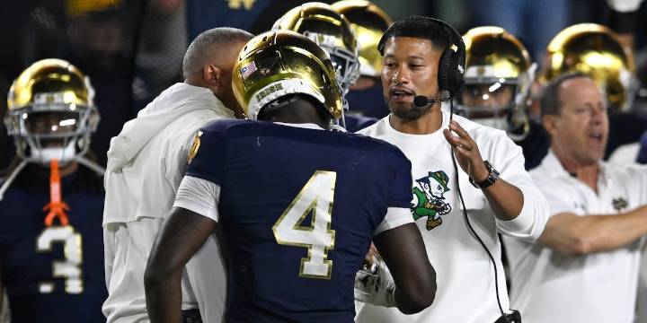 Notre Dame football drops to No. 24 in AP Top 25 poll after 0