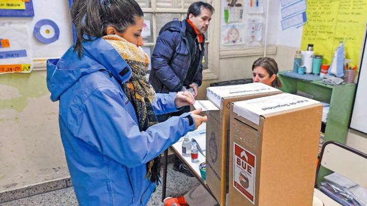 En LLA preocupa la participación: sueña con un 60 % de presentismo