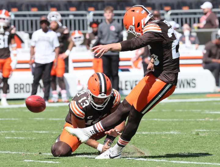 It could have been fun, but Browns kick it away