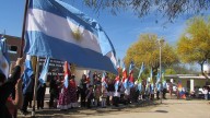 Emotivo acto de la comunidad educativa de Colonia El Simbolar para homenajear a maestros