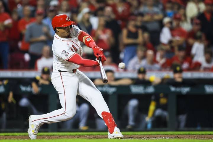 Deadspin | Reds can't afford another slip-up against Pirates