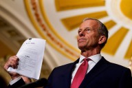 Government barreling toward shutdown with Congress in partisan deadlock