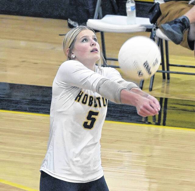 Hobbton, Union battle it out at the net