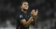 Detienen a un segundo hombre por mensajes abusivos en línea dirigidos a una futbolista