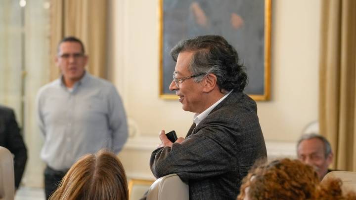 Petro: “Una mujer libre hace lo que se le dé la gana con su clítoris y con su cerebro. Y si sabe acompasarlo será una gran mujer”