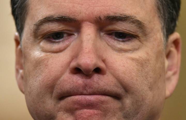 Inculpan al exdirector del FBI James Comey, crítico de Trump