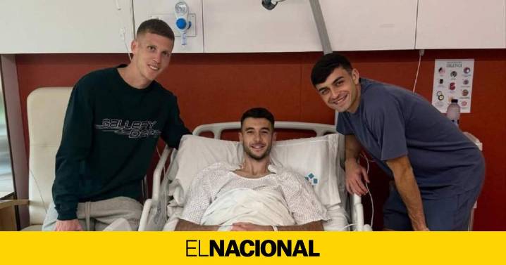 Pedri, crack dentro y fuera del campo: presente en las operaciones de Ferran Torres, Gavi y ahora Joan Garcia