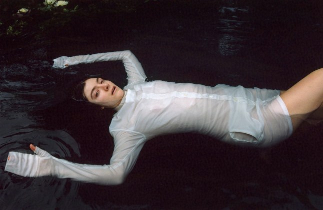 Lorde ‘feels really bad’ after Chappell Roan pronoun backlash