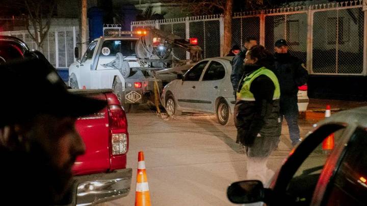 Estacionar mal, conducir sin carnet y no llevar el casco, las infracciones