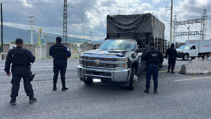 Autoridades de Salvatierra recuperan dos vehículos robados tras persecuciones