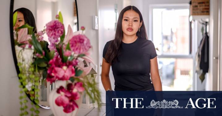 ‘Wish I’d been given the chance’: She held her baby for an hour, then the state took the child away