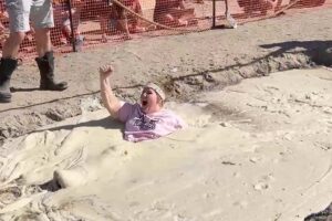 Contestants try to avoid falling into pit filled with 1,000 gallons of mashed potatoes at Idaho Spud Day