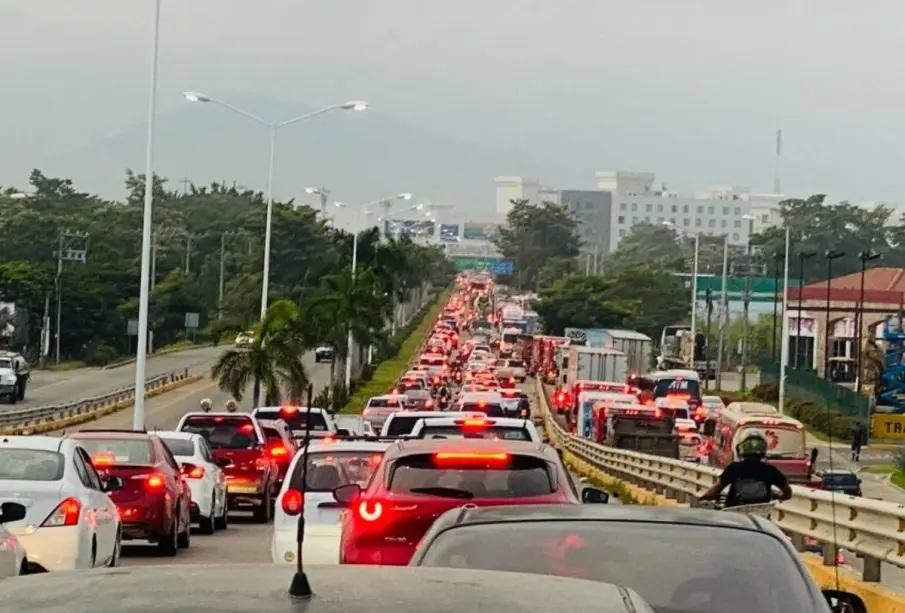 Hoy Vallarta podría convertirse en un caos vial según informe preventivo