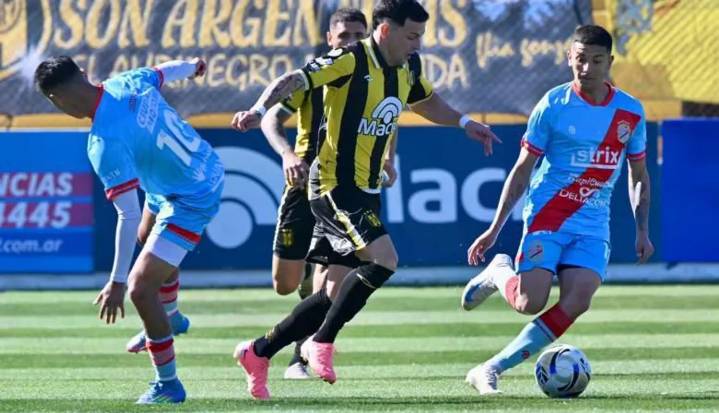 Deportivo Madryn le ganó a Arsenal, clasificó a la final por el ascenso y lo condenó a la B Metro