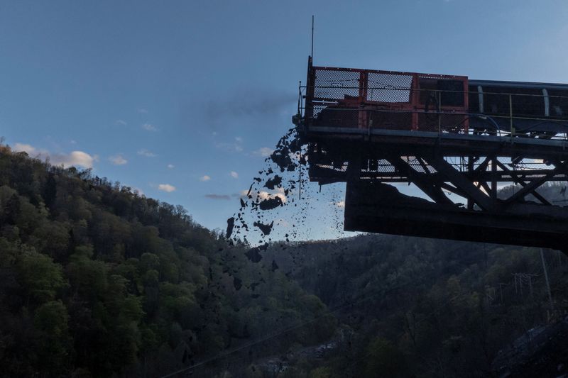 Trump officials to announce plan to boost coal output