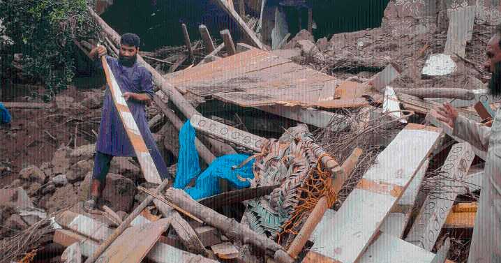 Casas en ruinas y hospitales colapsados: estas son las imágenes del devastador terremoto de 6,0 que sacudió Afganistán