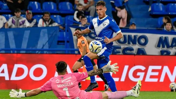 Vélez remontó ante Atlético Tucumán, le ganó por 3-1 y se acercó a la punta de la zona B del Torneo Clausura