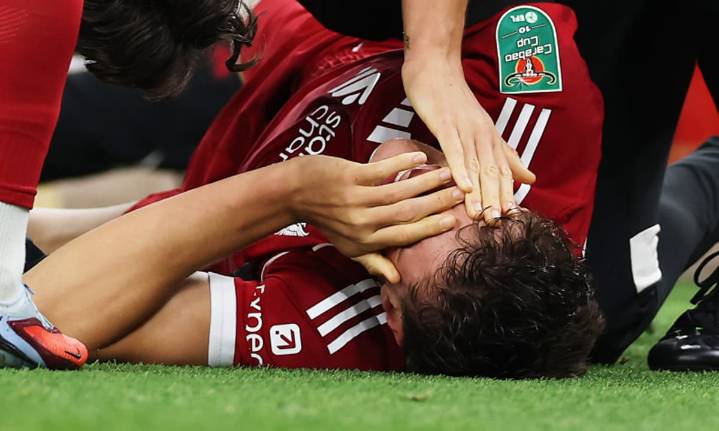 Arne Slot makes new Liverpool selection decision after cruel injury blow