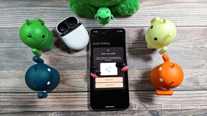 You Pixel phones can now easily connect to two earbuds for simultaneous audio