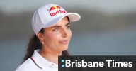 Canoe champion Jess Fox withdraws from slalom world championships on her home course at Penrith after having kidney tumour removed