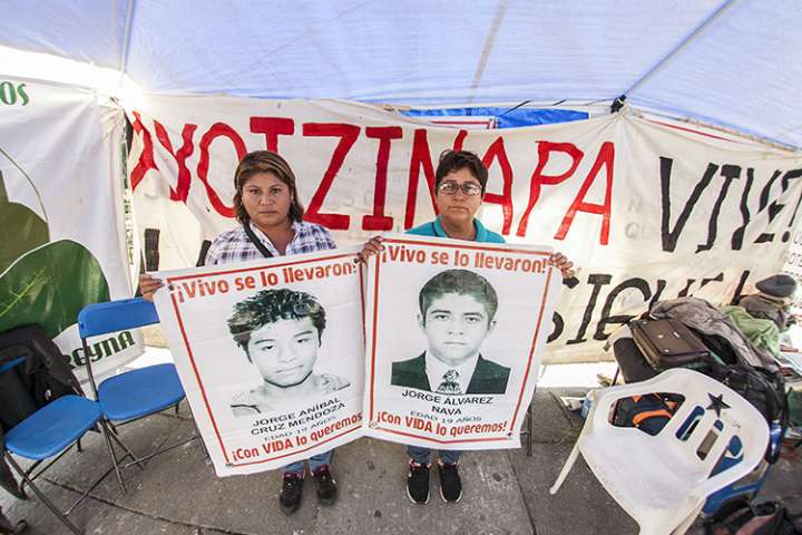 Convocan en Guadalajara a movilización por los 43