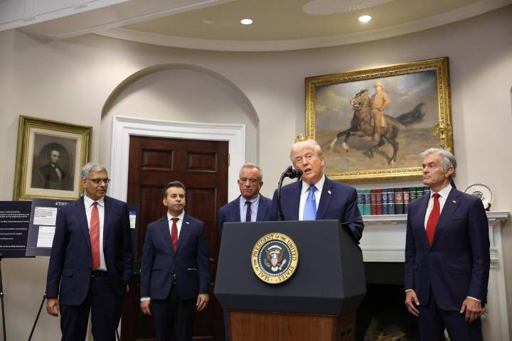 Trump relaciona al Tylenol con el autismo y genera polémica en la comunidad médica